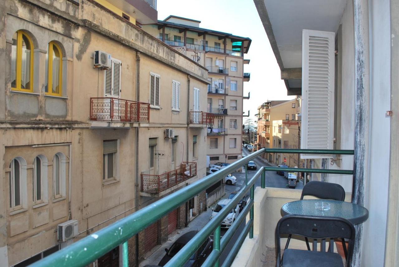 Casa Teatro Apartment Сасари Екстериор снимка